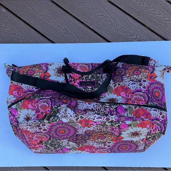 Vera Bradley Expandable Travel Tote Bag in Rosewood Pattern‎ - Picture 4 of 15